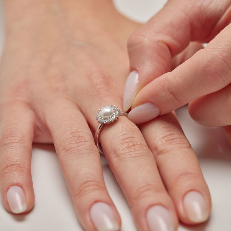Immagine di Anello Con Perla E Zirconi Gioielli Brosway Fancy | FIW148